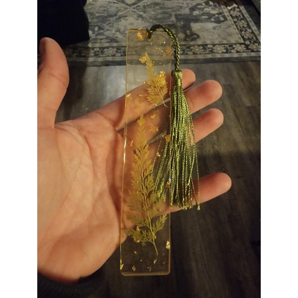 Vintage UV Glow Lucite Acrylic Bookmark With Gold Flakes & Florals, Green Tassel